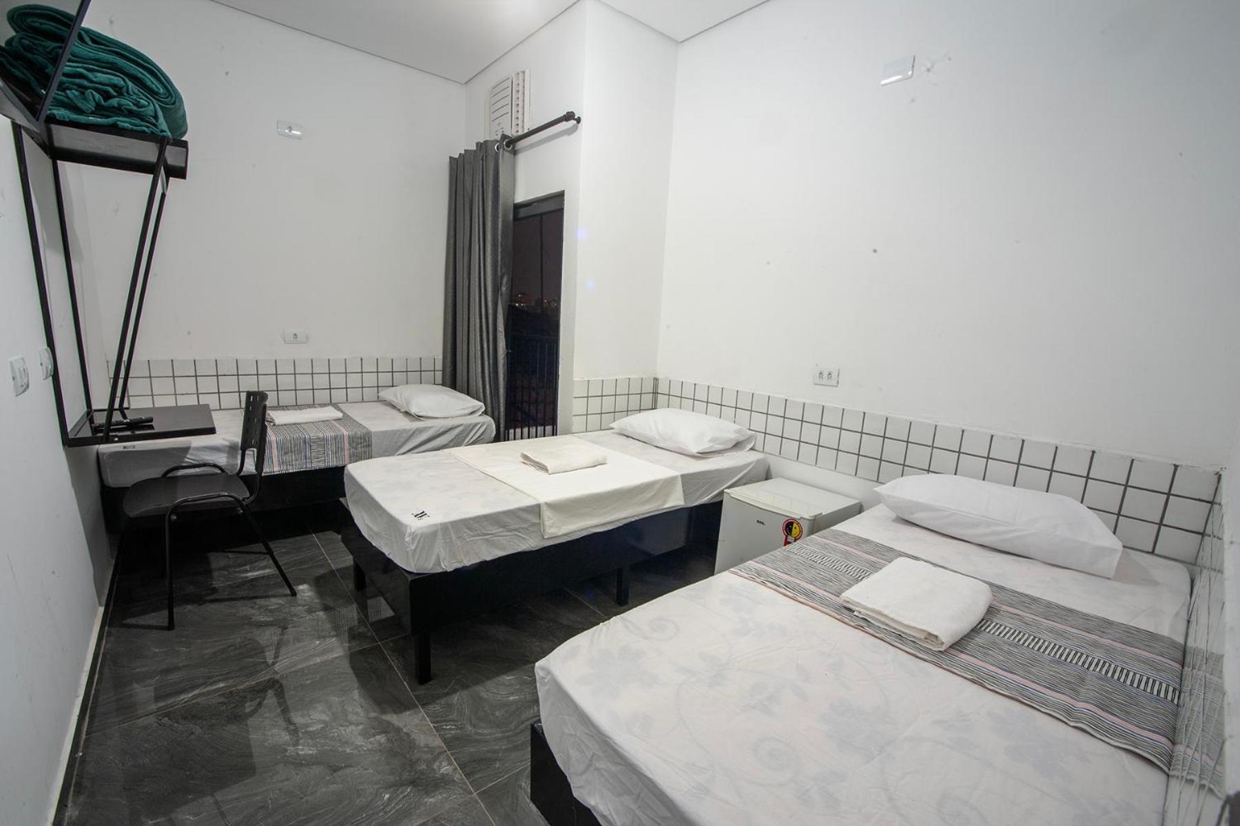 פיראסיסבה Hotel XV מראה חיצוני תמונה